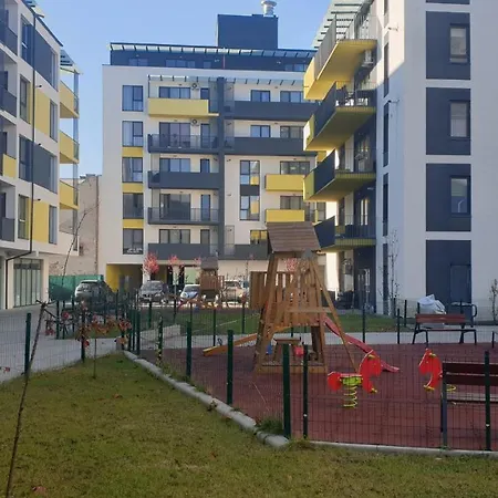 Ultracentral 5* Boutique Style Apartment. Brand New. 2 Rooms. Spacious. Free Parking