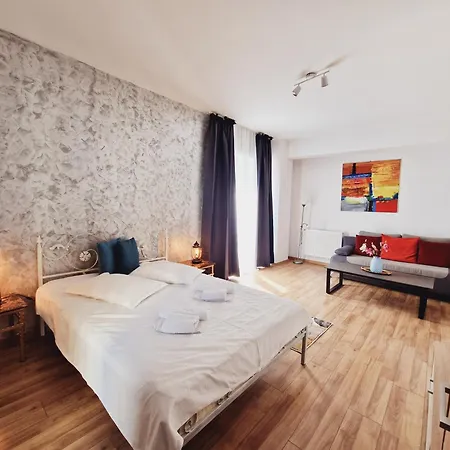 Ultracentral 5* Boutique Style Apartment. Brand New. 2 Rooms. Spacious. Free Parking * Cluj-Napoca